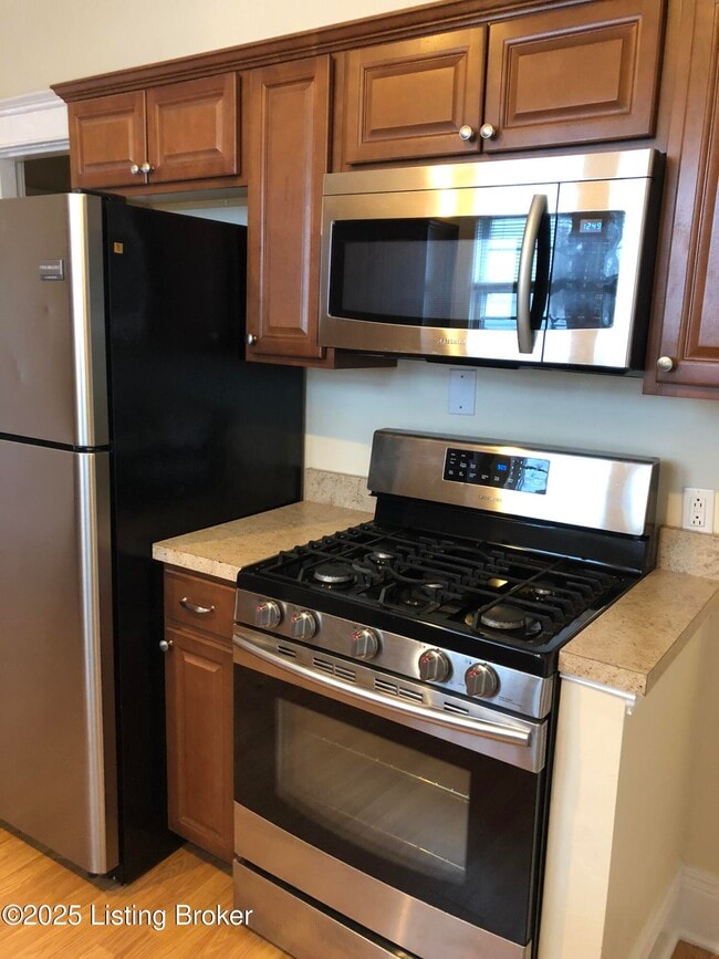 Photo - 2125 Crittenden Dr