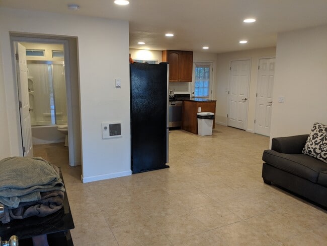 Photo - 6001 6th Ave SE