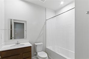 Raspberry Road, Fort Pierce, FL 34981 - 3 BR 2 BA single-family home