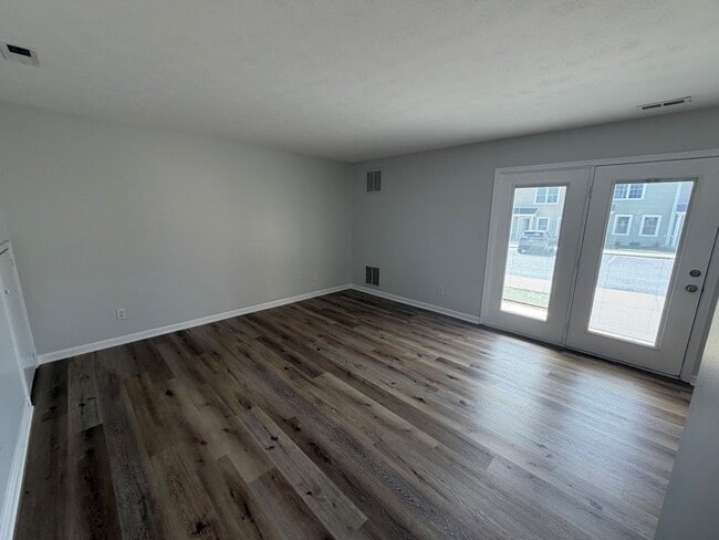 2465 Millwood Loop