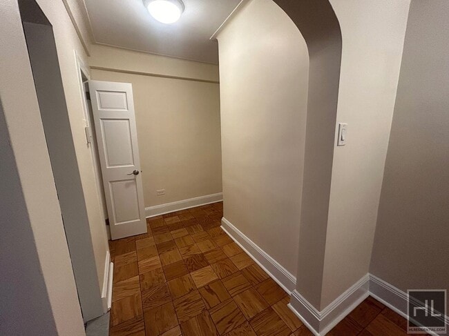 Building Photo - Christopher Street Rental