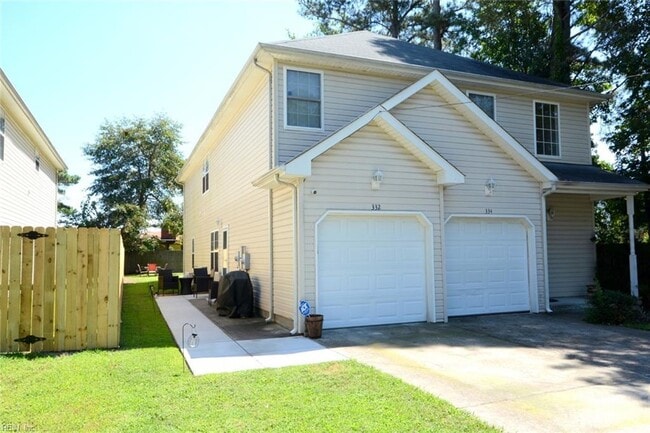 Building Photo - 332 Summerville Ct