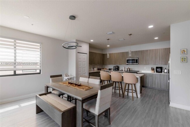 Photo - 4714 NW 84th Ct