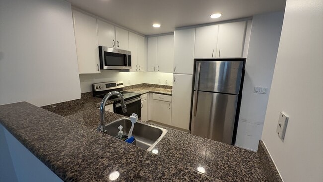 Photo - EPIC REA: Beautiful 1 Bed/ 1 Bath at South Beach Neighborhood! Unit 607