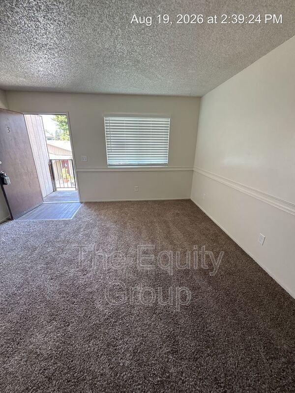 Photo - 804 Monarch Cir