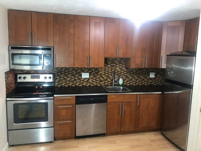 Photo - 273 Main St Unit 3B