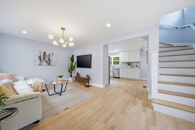 Photo - 30 Arnold St Unit 2