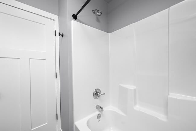 1601 5th Ave Unit 1