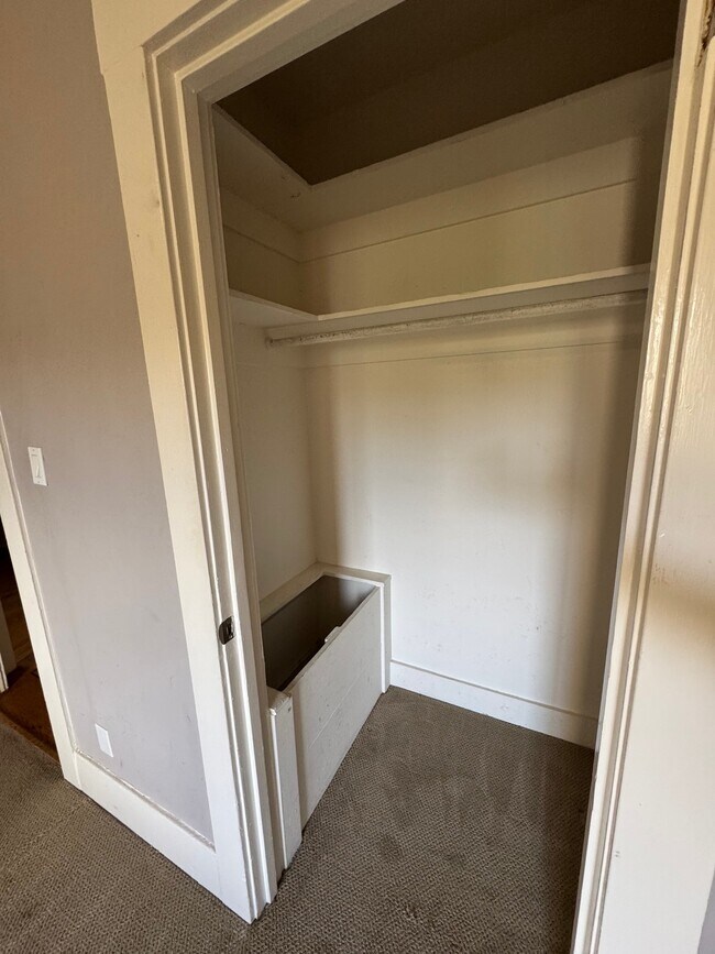 1236 Utah St