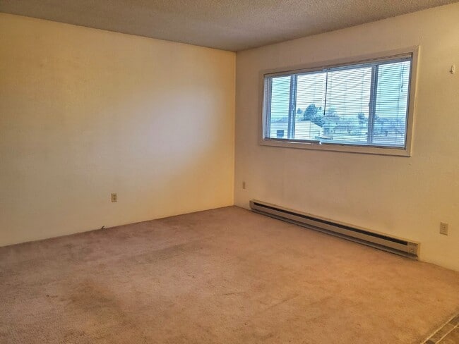 Photo - 2 bedroom, 1 bathroom Apt