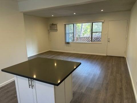 Photo - 6060 La Prada Unit 4