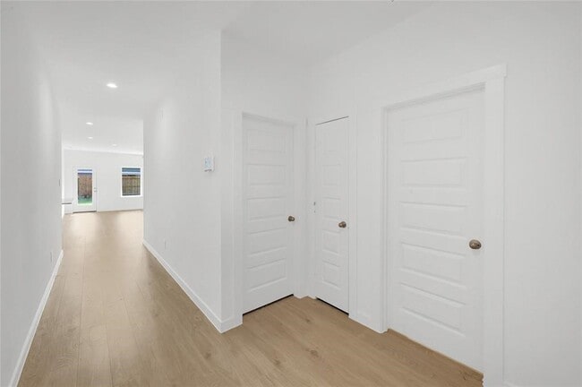 Photo - 1623 Fleetwood Crossing Dr