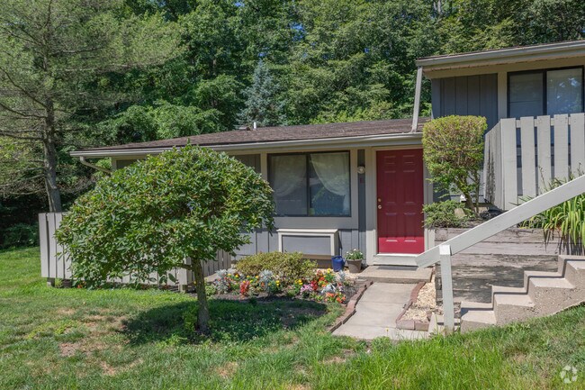 Photo - Forsythia Court