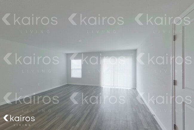 Photo - 1813 Lawn Ave