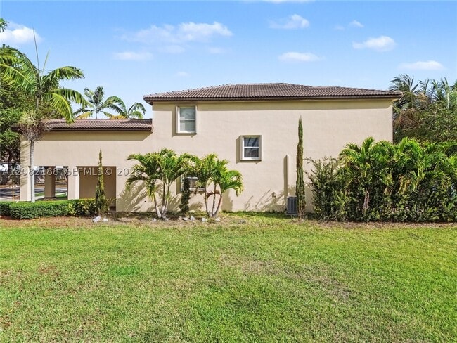 363 NE 25th Terrace