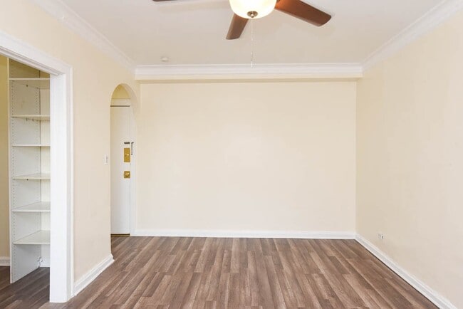 Photo - 4521 N Malden St Unit 504