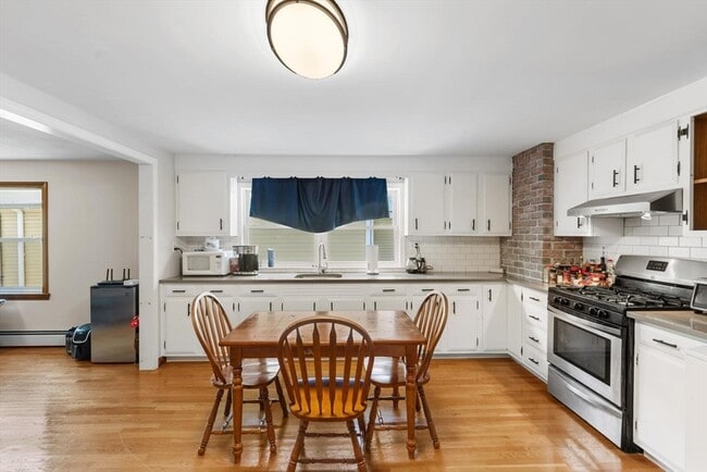 Photo - 57 Newbury St Unit 2