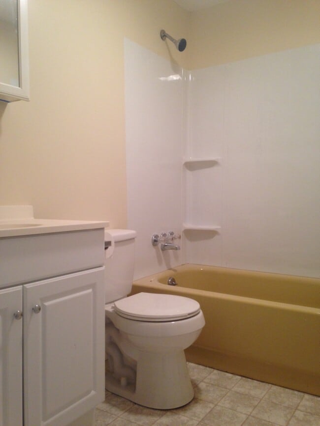 Photo - 478 Tyrone Rd House