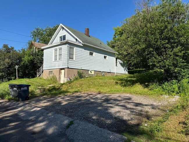 Photo - 1318 E 11th St Unit 1318 E 11th St