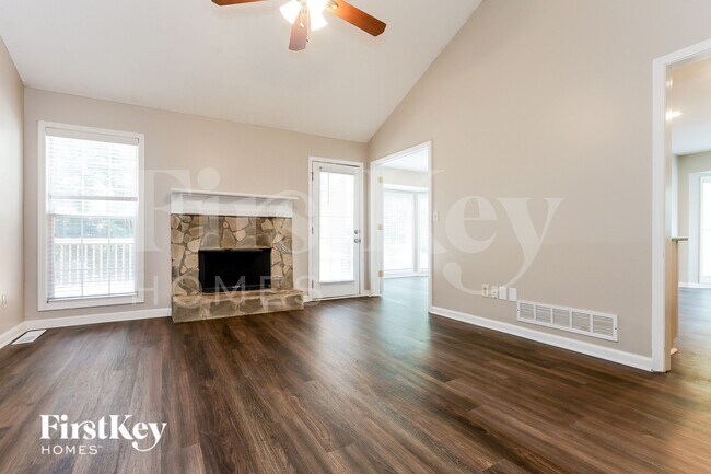 Photo - 4808 Woodlands Pkwy