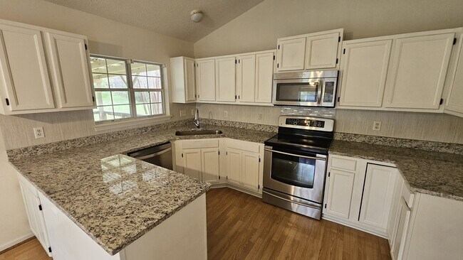 Photo - 3109 Denhem Ct