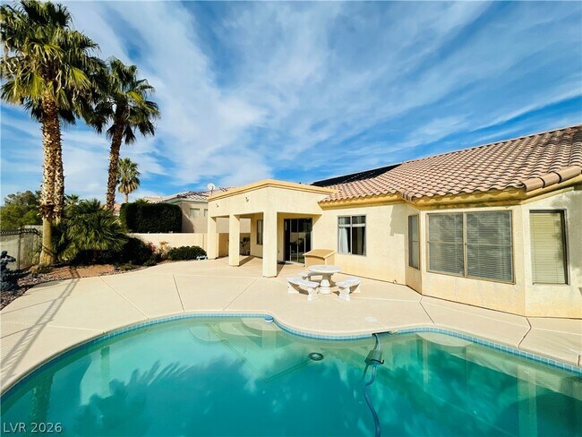 Photo - 231 Cliff Valley Dr