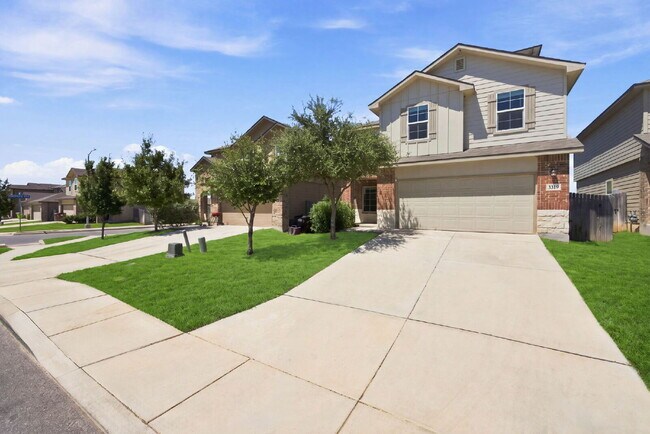 Building Photo - 3319 Angus Crossing
