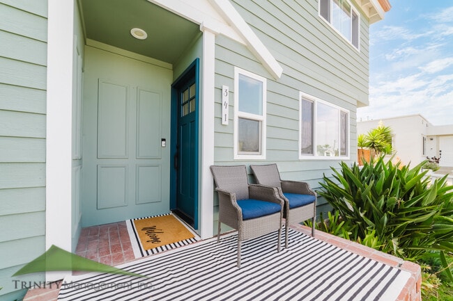 Photo - 341 N Sierra Ave