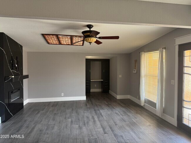 Photo - 1754 W Mountain View Dr