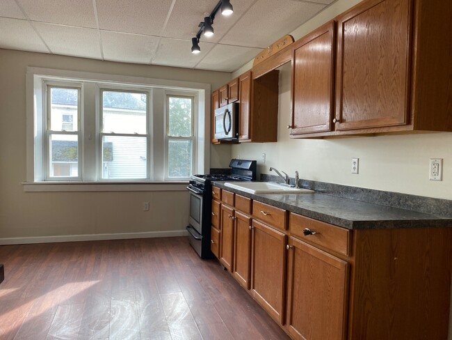 Photo - 47 Yale St Apartment Unit 1