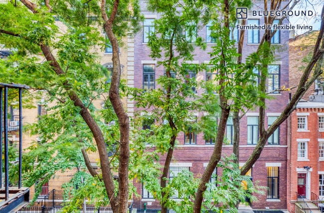 Photo - 52 Barrow St Unit FL3-ID1275