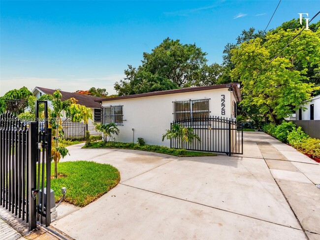 Photo - 3228 NW 11th Ave
