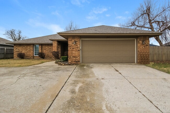 Building Photo - 8117 Turtle Dove Dr Rental