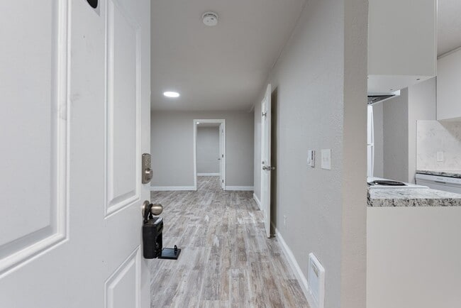 3812 R St Unit #3