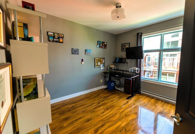 Photo - 260 Boul D'europe