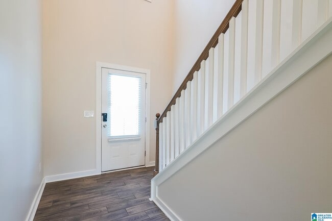 Photo - 295 Ridgeview Cir