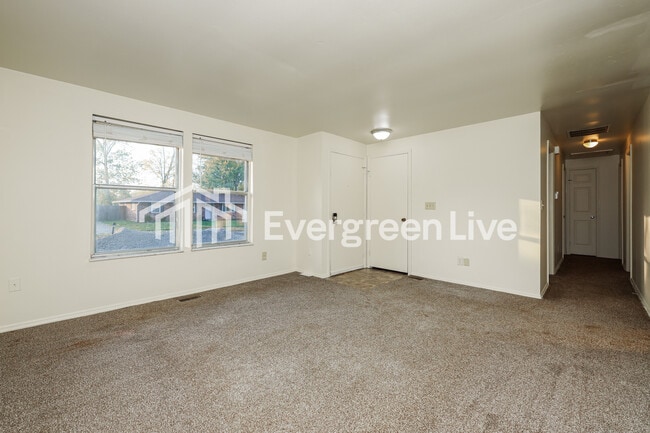 Photo - 7320 Kirkveiw Dr