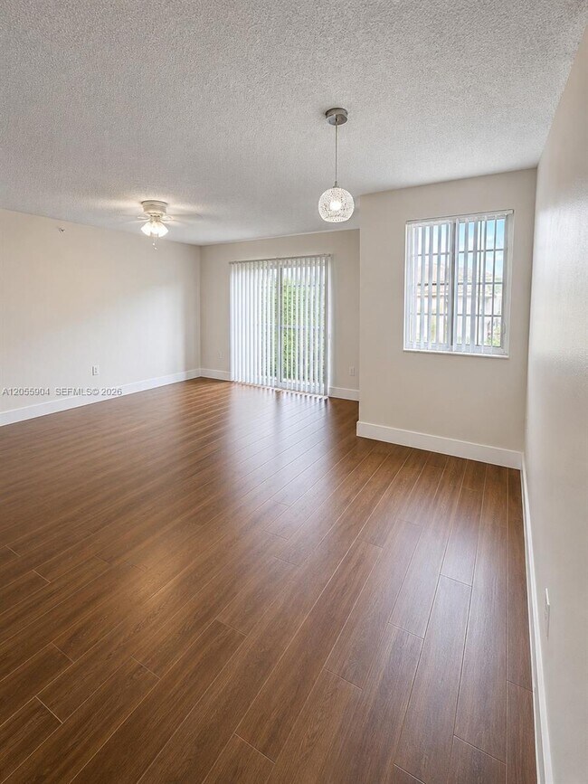 Photo - 4195 N Haverhill Rd Unit 305