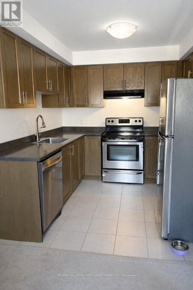 Photo - 93 Tabaret Cres