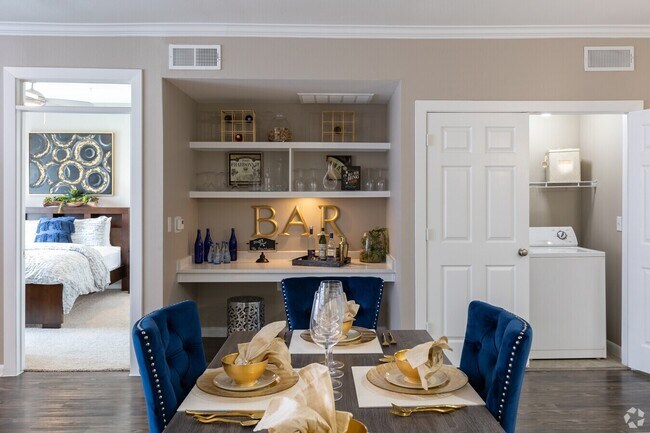 Photo - Spacious Floor Plans & Premium Amenities A... Unidad BTC2