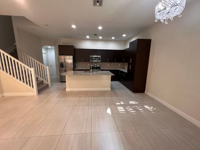 Photo - Beautiful 3 Bedroom Townhome in Centra Falls West