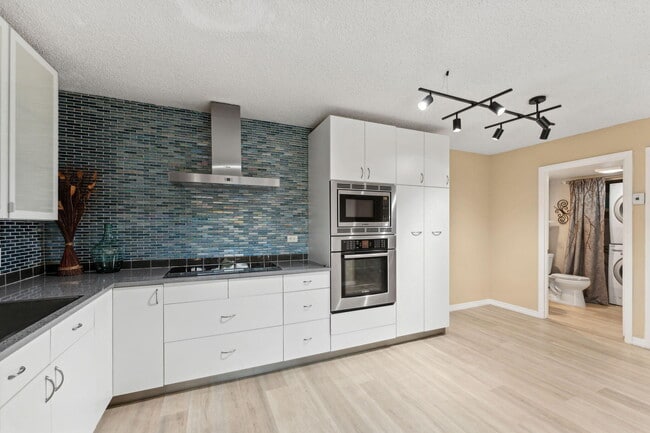 Photo - 2508 25th Ln