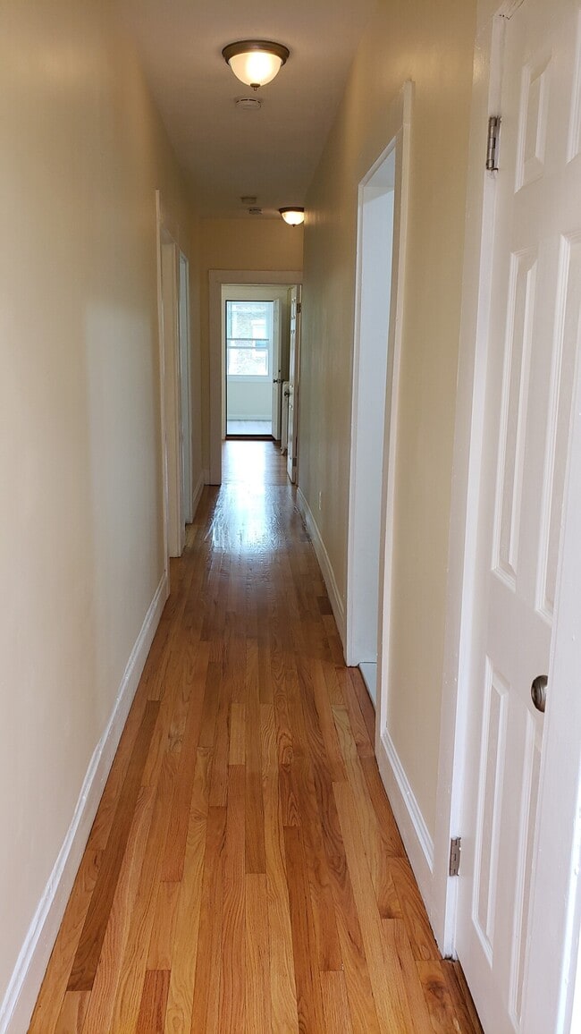 Photo - 194 Kelton St Unit 3