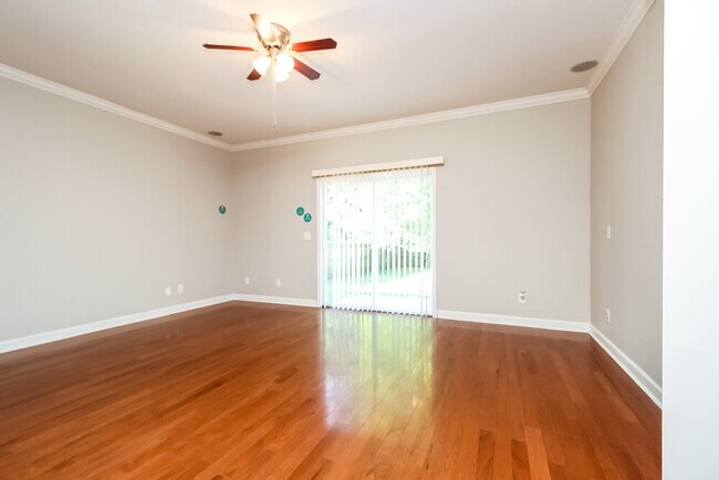 Photo - 1120 Tiger Woods Way