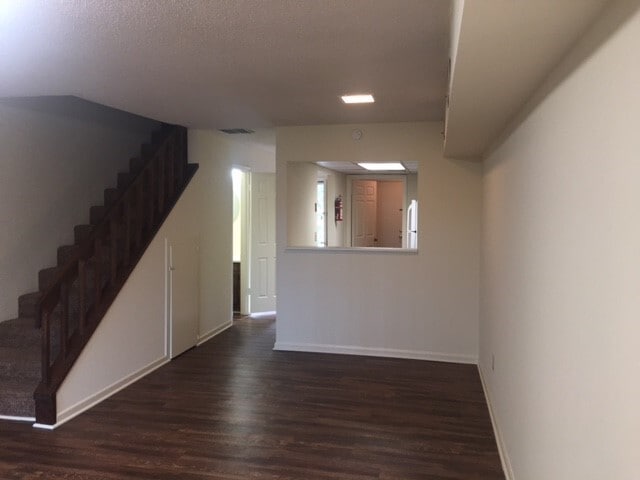 200 Woody Rd