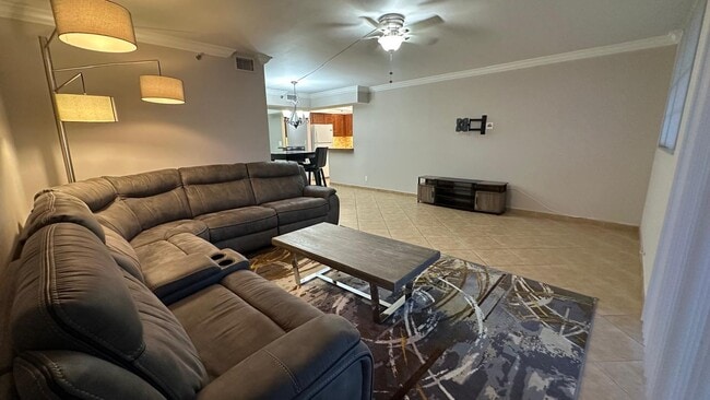 Photo - 3300 W Rolling Hills Cir Unit 708