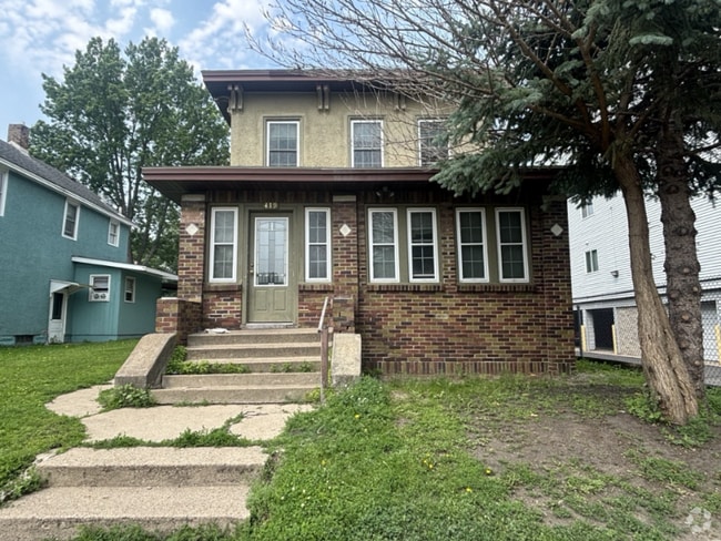 Building Photo - 419 5th Ave S Rental