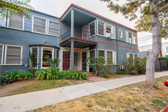 Photo - 265 N Swall Dr