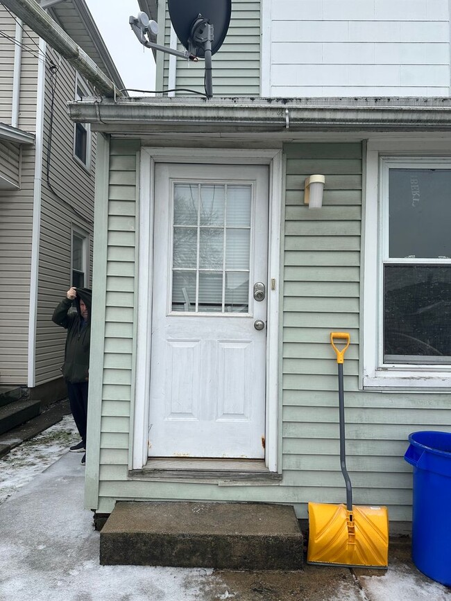 Photo - 40 N Chestnut St Unit 2