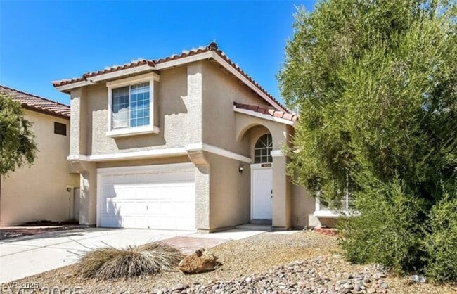 Building Photo - 741 Round Table Dr